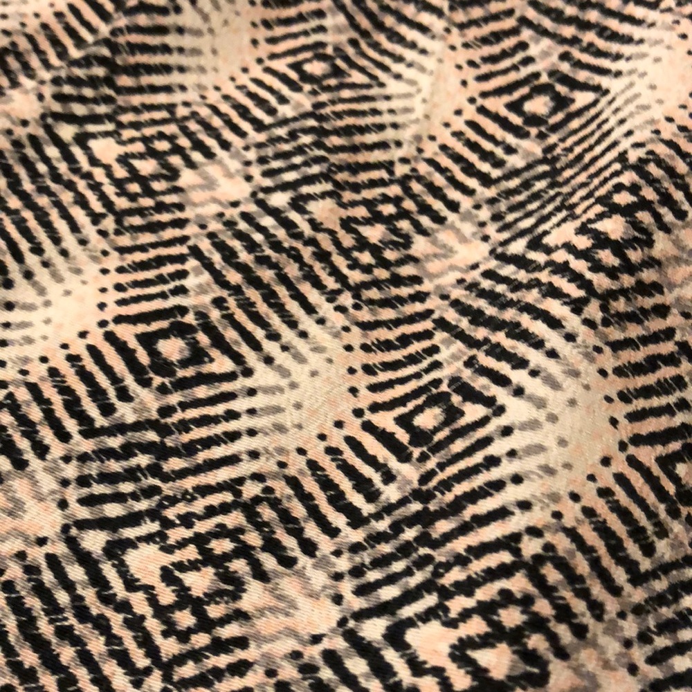 Flowy Patterned Drawstring Shorts - image 6